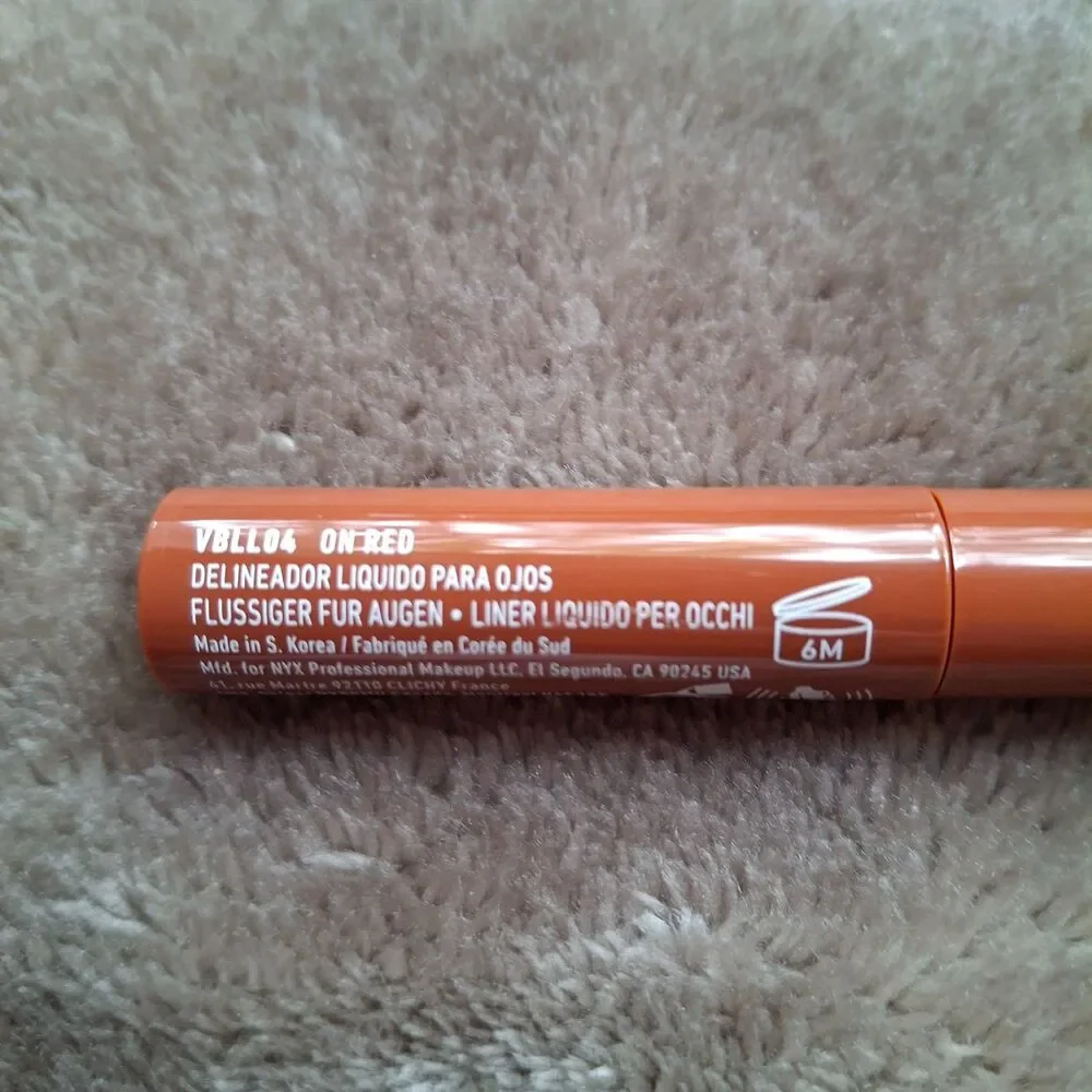 NYX Vivid Brights Eyeliner On Red - Liquid Liner 0.06 fl oz Bold New Unsealed